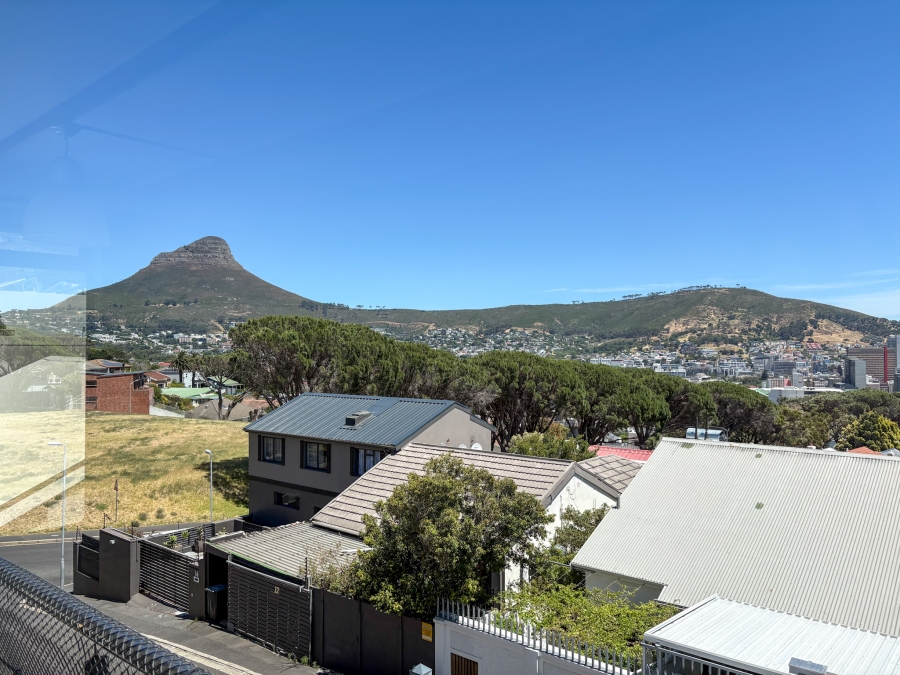 3 Bedroom Property for Sale in Vredehoek Western Cape